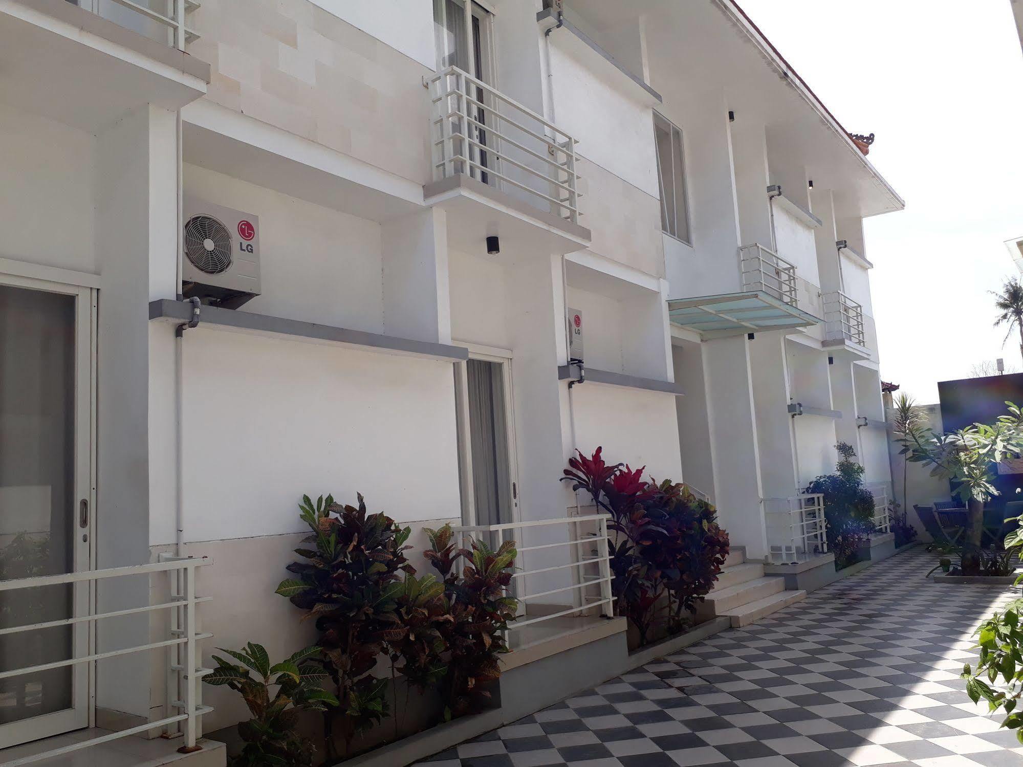 Kubu Anyar Hotel Kuta Lombok Εξωτερικό φωτογραφία